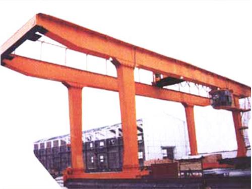 甘肅U型集裝箱門(mén)式起重機(jī)