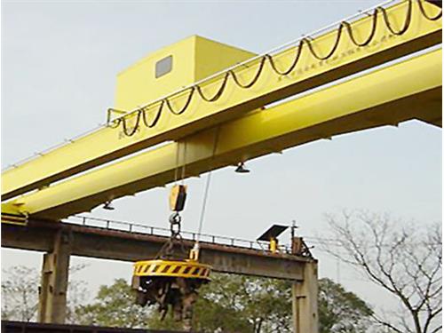 甘肅QC型電磁吸盤式雙梁橋式起重機